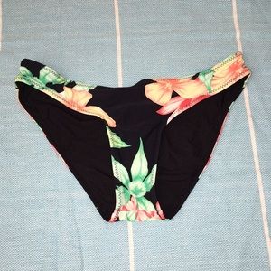 Ripcurl floral bottoms